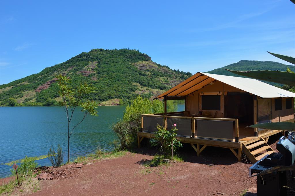 Camping Le Mas De Riri Celles  Exterior photo